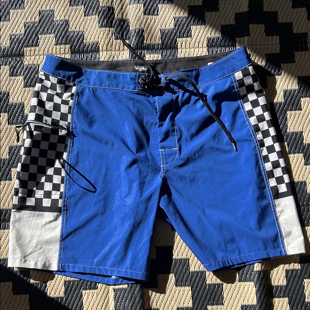 Vans Men's Blue and Black Checkered Board Shorts e/ side zip pocket
